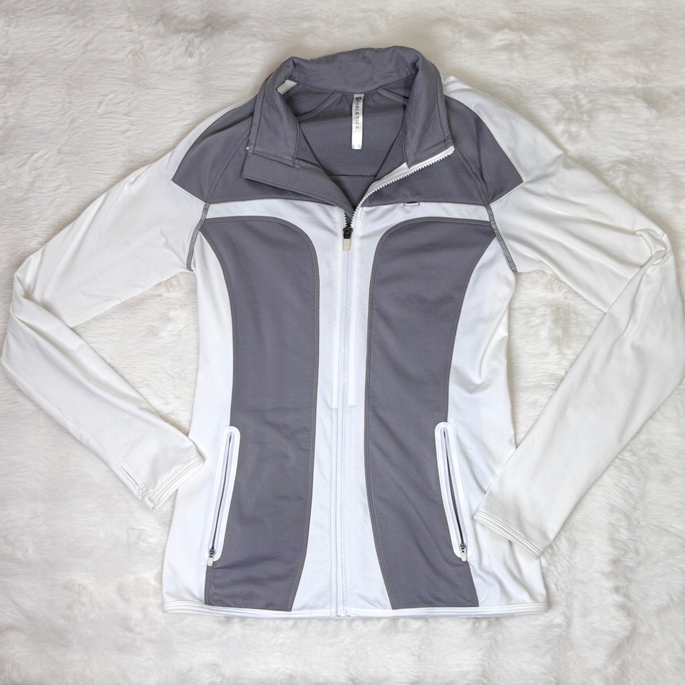 Fabletics Jojo Performance Jacket S - image 3